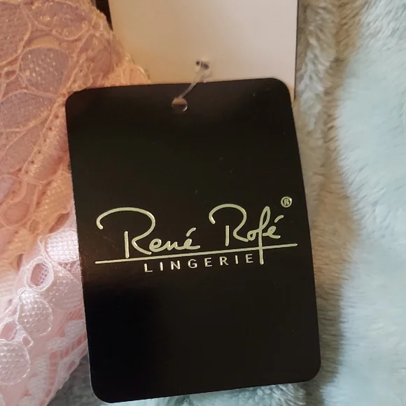 Rene Rofe Soft Pink Lace Bra - Picture 3 of 4